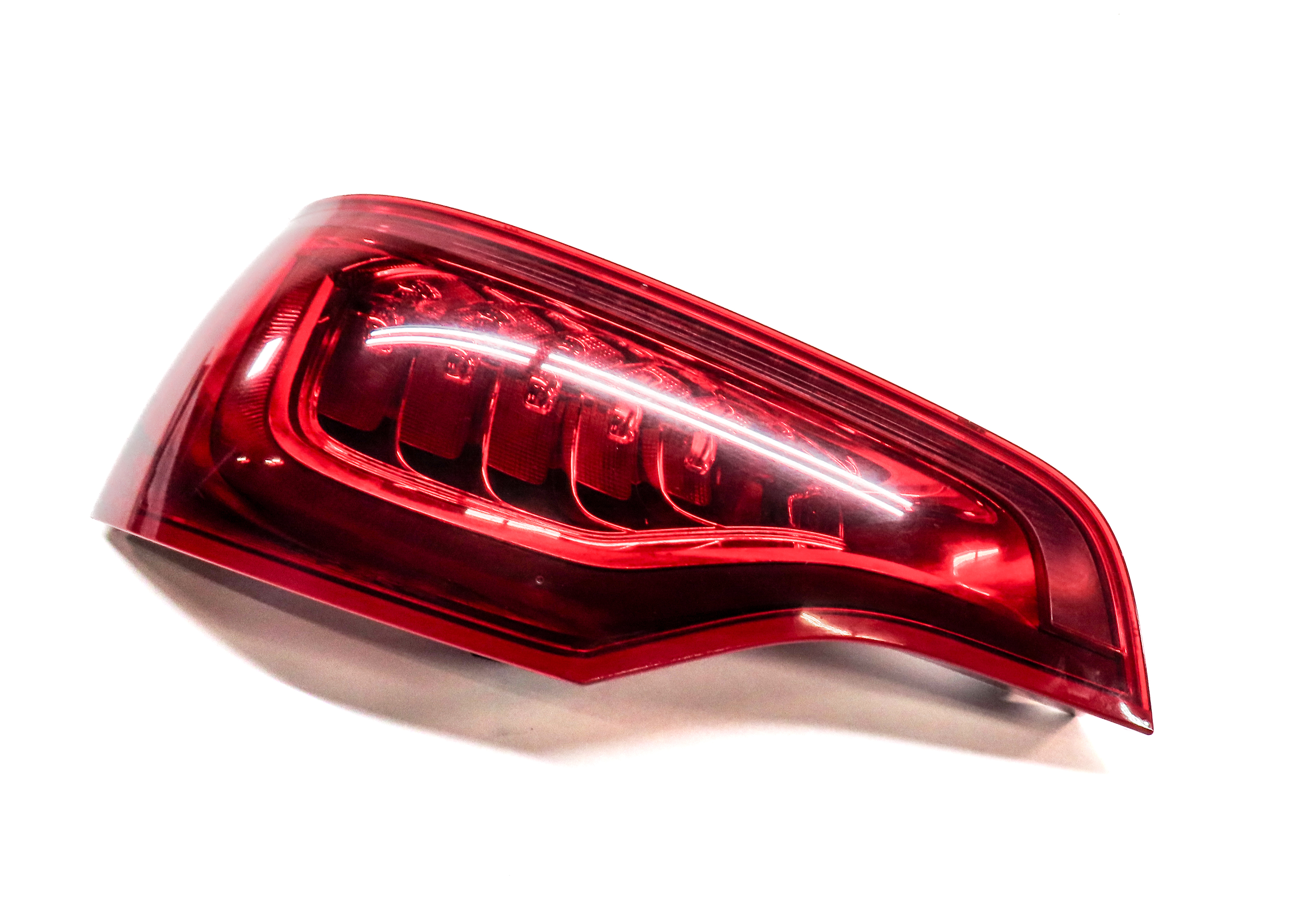 2010-2015 AUDI Q7 (4L) LEFT DRIVER REAR TAILLIGHT BRAKE LIGHT LAMP (LED) — exact item pictured